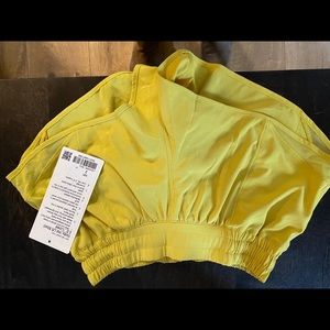 Lululemon hotty shorts 2.5 mustard yellow